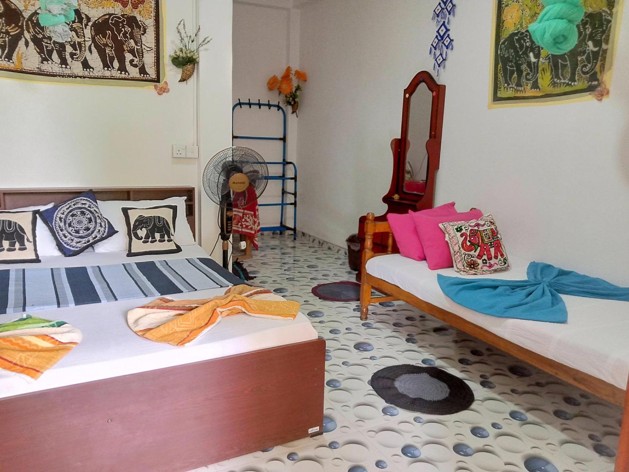 Nelum Home Stay 锡吉里亚 外观 照片