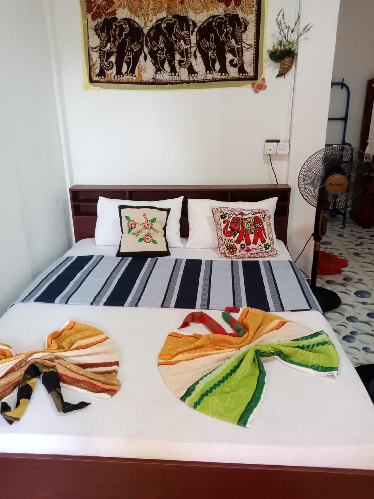 Nelum Home Stay 锡吉里亚 外观 照片