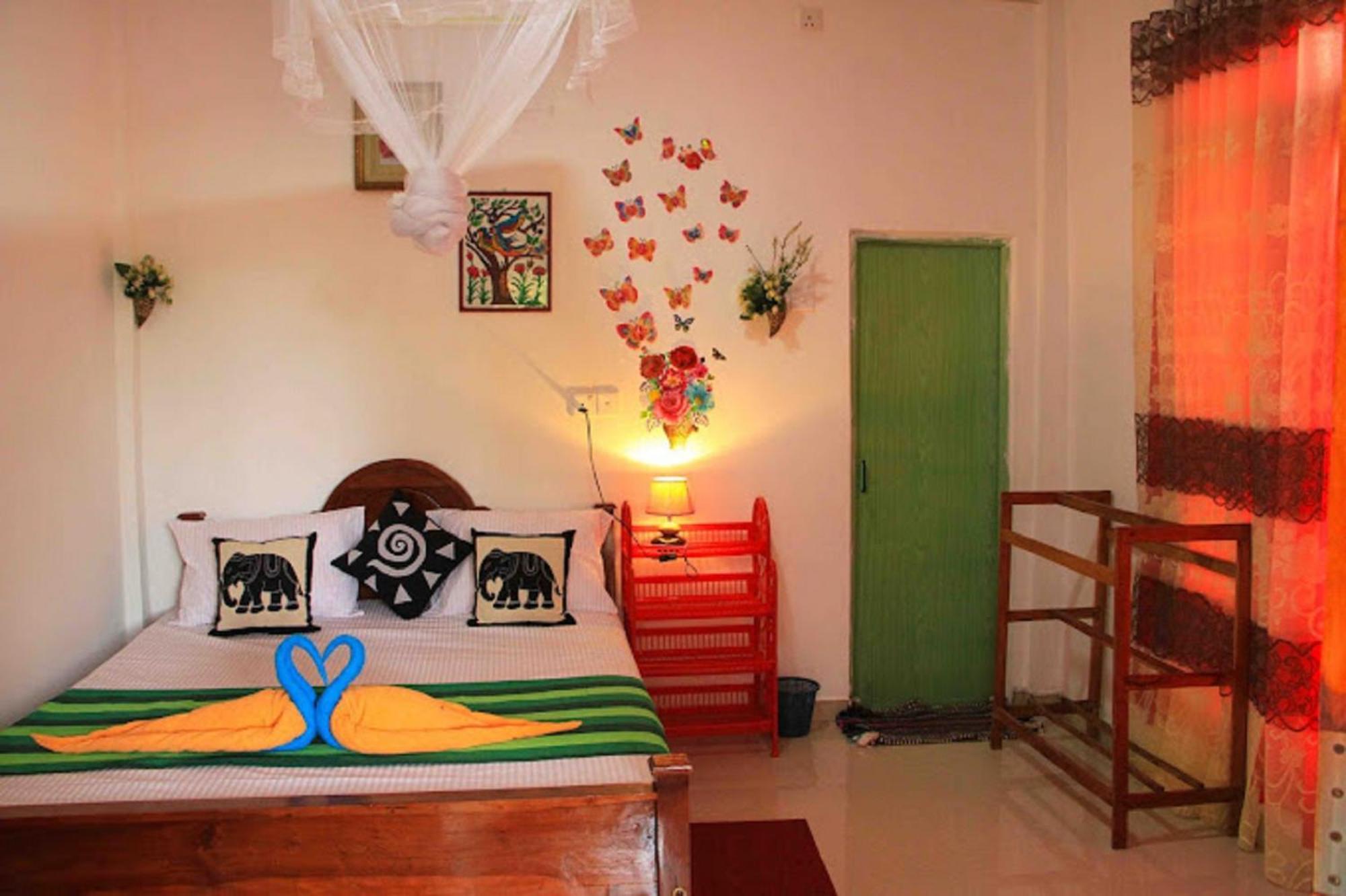 Nelum Home Stay 锡吉里亚 外观 照片
